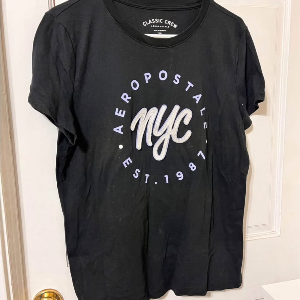 Aeropostale Black NYC Graphic Tee